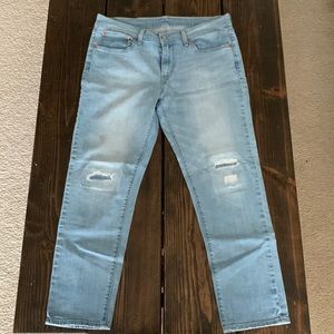 Levi's stretchy jeans